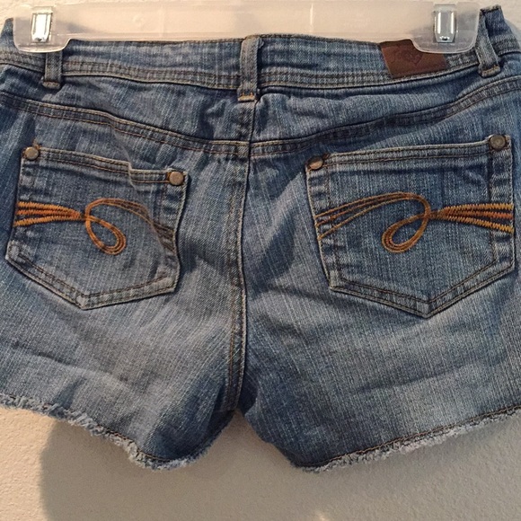 To small - Picture 2 of 2